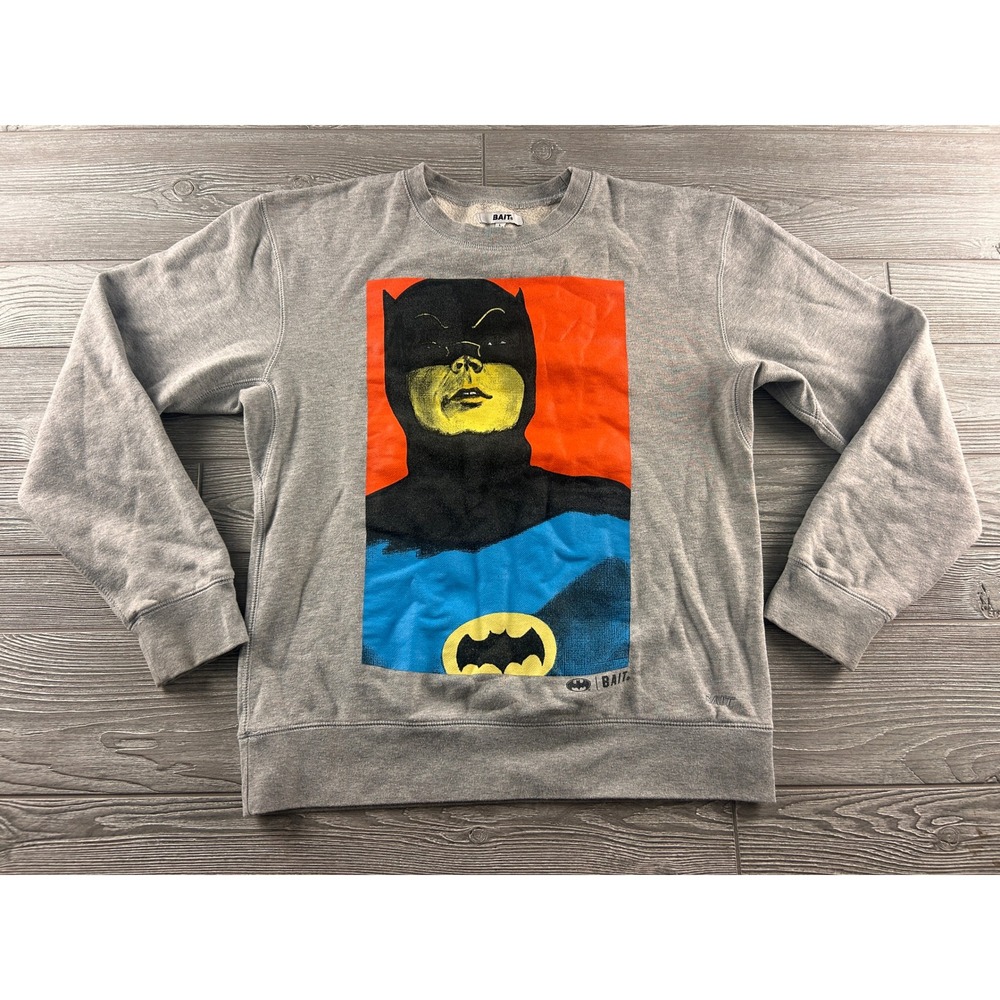 BAIT DC Comics Batman Graphic Crewneck Sweatshirt Gray Mens Large Pop Art Logo